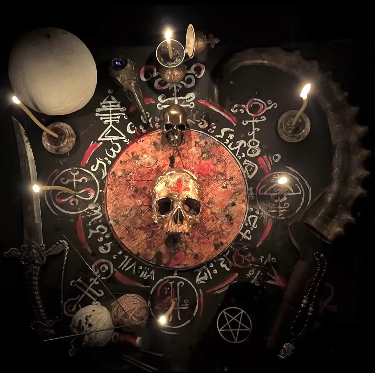 Il cerchio runico del rituale visto dall'alto